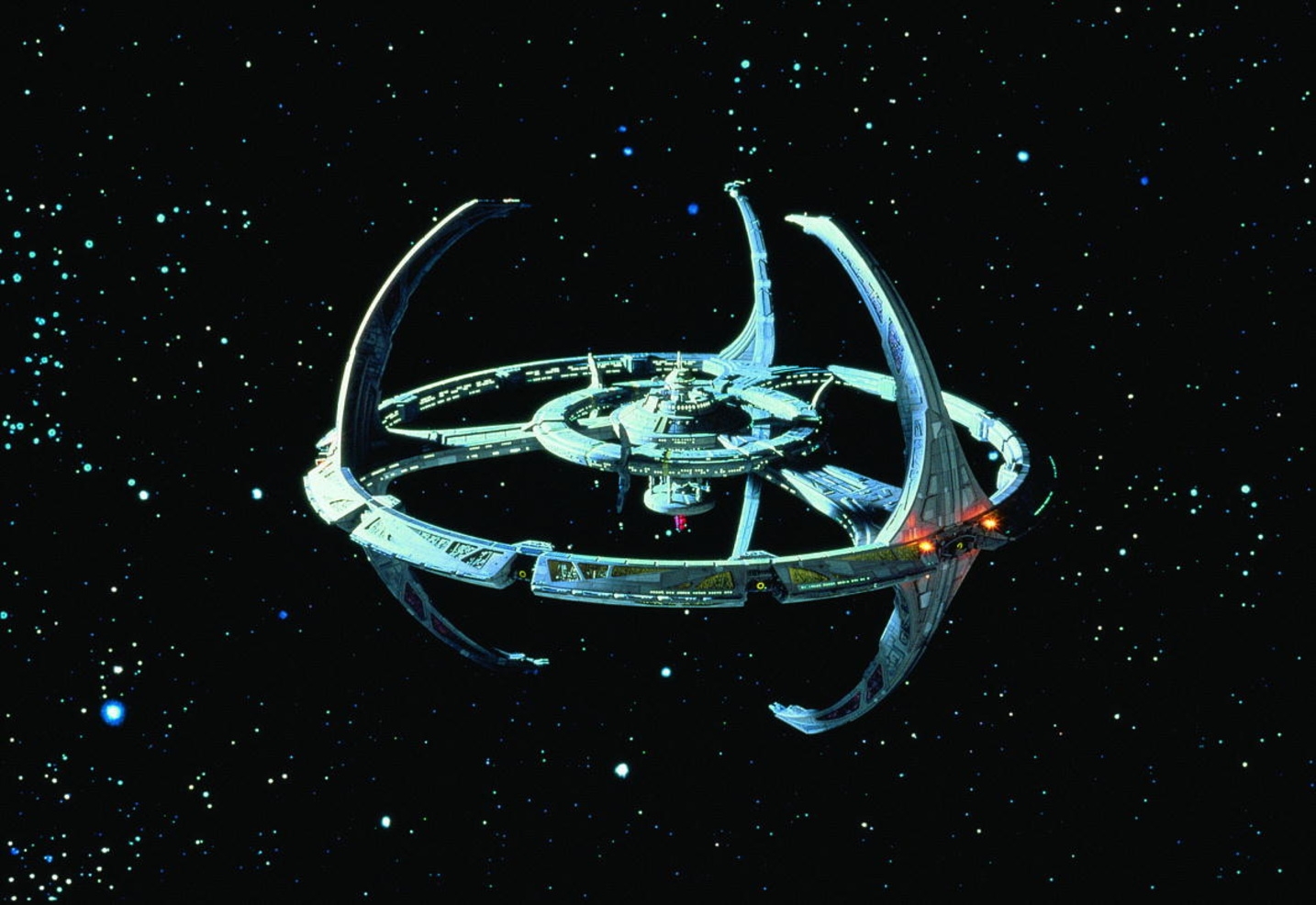 Star Trek - Deep Space Nine: Season 2 Box