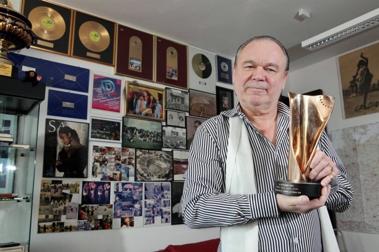 Hermjo Klein erhielt 2009 zwei LEA-Awards: einen für die Tournee "Stark wie zwei" von Udo Lindenberg und einen für Howard Carpendale