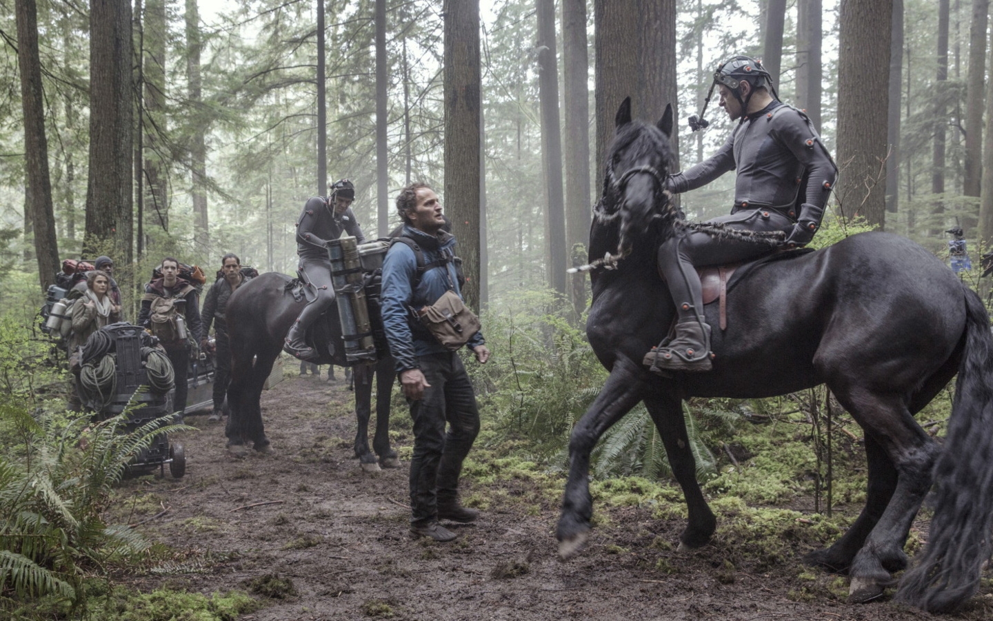 Planet der Affen: Revolution / Dawn of the Planet of the Apes / Set / Jason Clarke / Andy Serkis