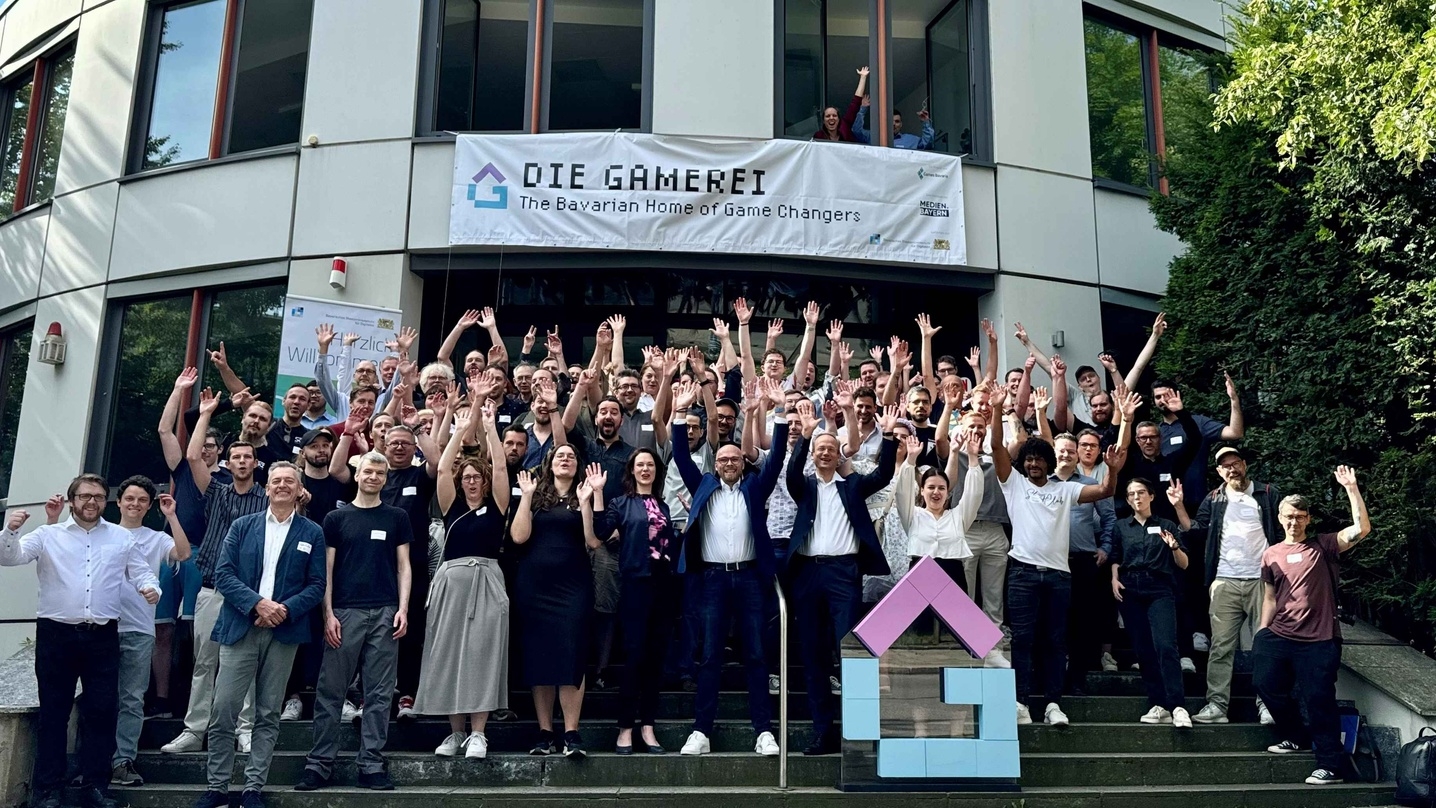 "Games Minister" Mehring Opens Gamerei in Munich