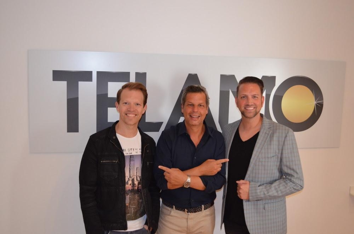Zur Vertragsunterzeichnung trafen sich in München: Thomas Reese (Neon), Ken Otremba (Geschäftsführer Telamo) und Andreas Robitzky (Neon)