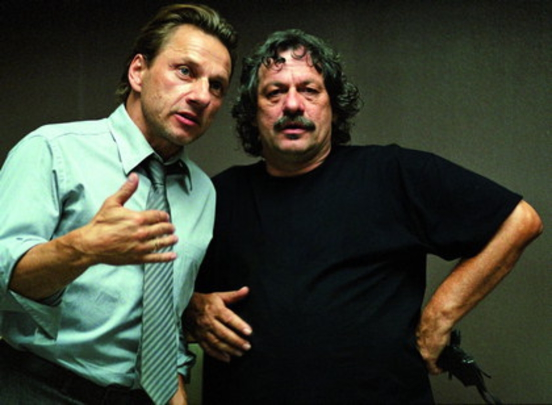 Hans-Günther Bücking mit Richy Müller bei den Dreharbeiten zu "Blackout - Die Erinnerung ist tödlich"