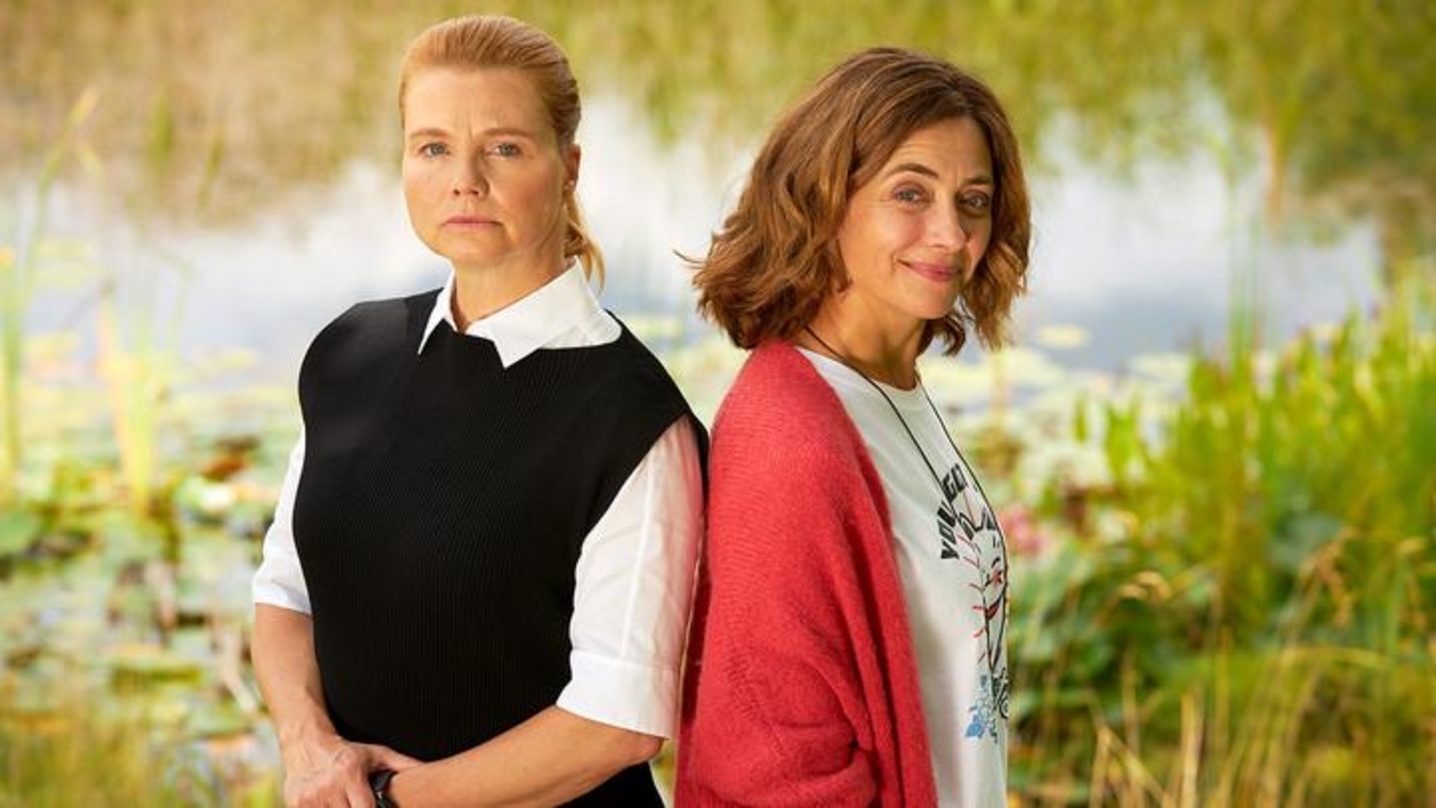 Die "Ella Schön"-Filmreihe mit Annette Frier (L.) und Julia Richter