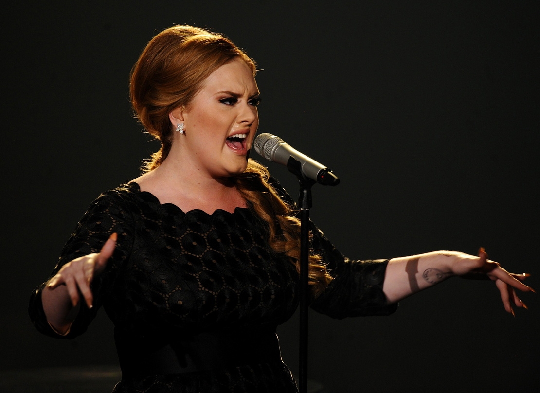 Verkauft sich weiter gut: Adele, hier kürzlich bei ihrem Auftritt bei der Verleihung der MTV EMAs