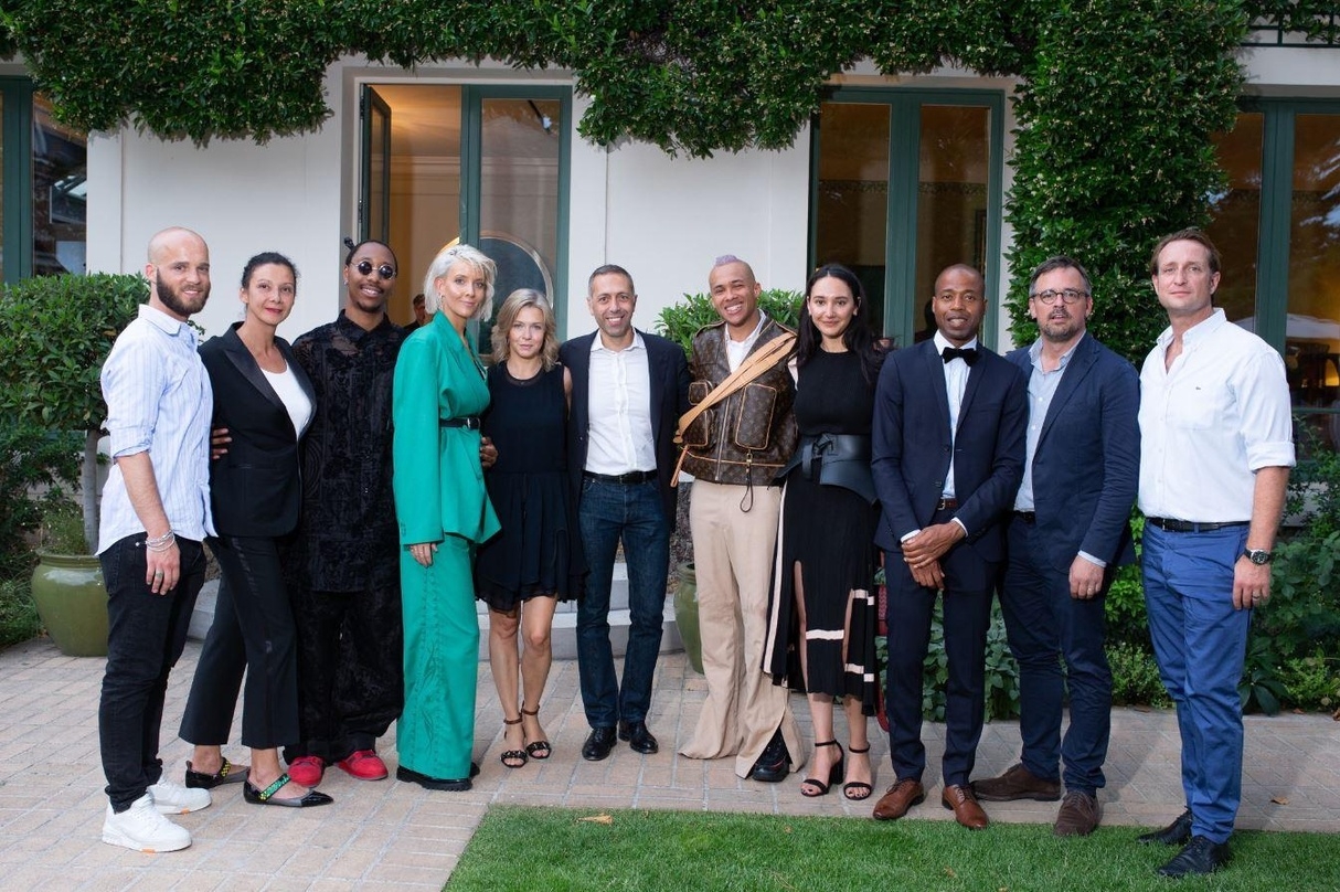 Versammelten sich in der Galerie Louis Vuitton: Kelvyn Colt (fünfter von rechts) mit weiteren Gästen
