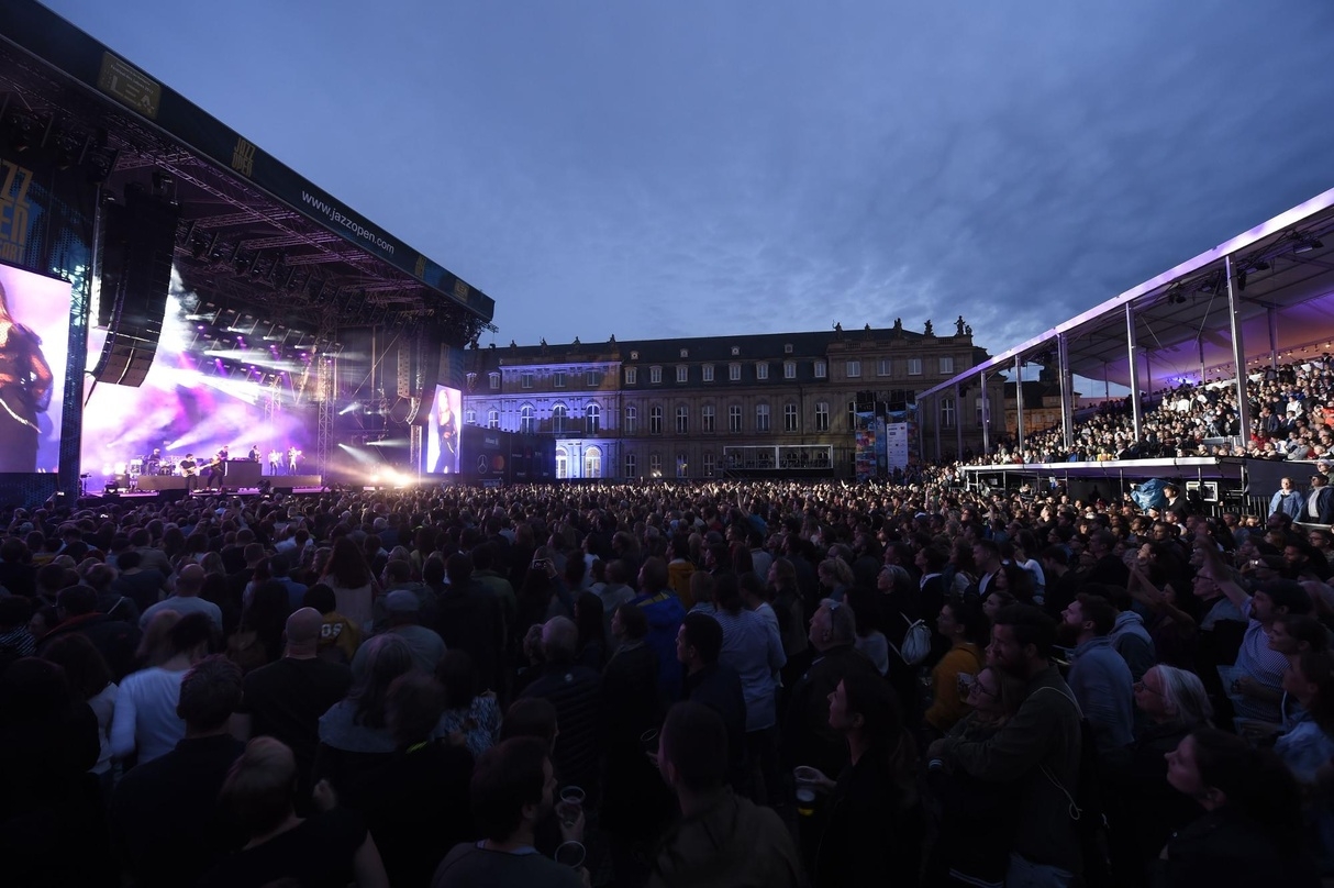 Soll im September 2021 wieder wahr werden: jazzopen-Konzert auf der Schlossplatz-Bühne