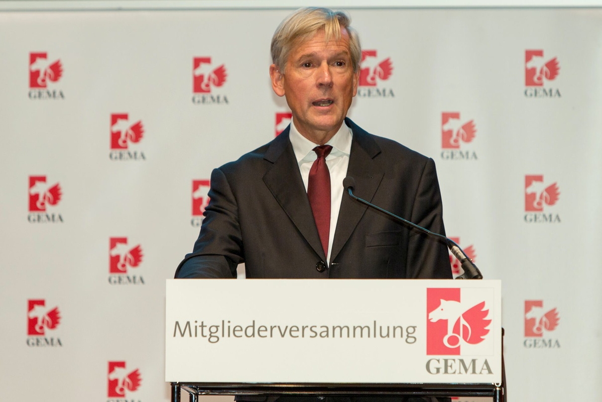 Plant eine Roadshow zur Rundfunkverteilung: GEMA-Vorstand Harald Heker, hier bei der Hauptversammlung am 26. Juni in München