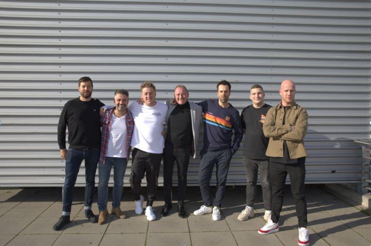 Trafen sich in Berlin (von links): Christian Weiss, Leonidas Chantzaras, Harrison, John Saunderson, Daniel Schmidt, Lars-Erik Zeike und Alexander Neipp
