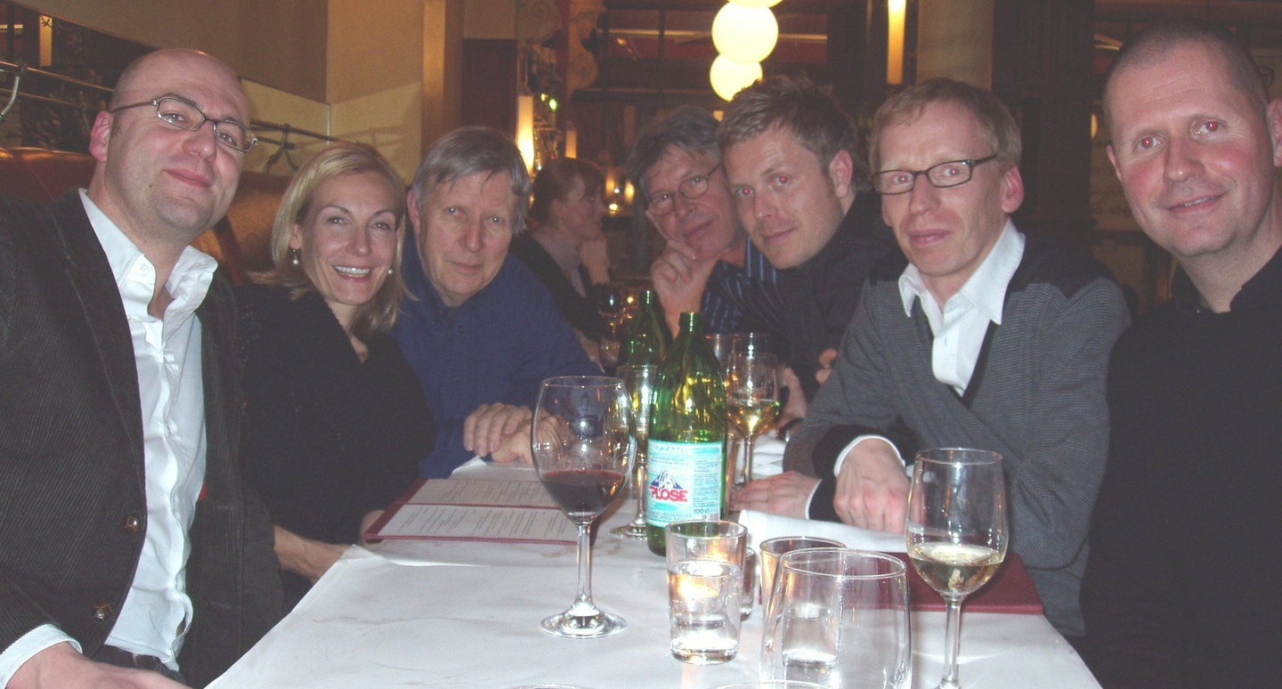Treff in Hamburg (v.l.n.r.): Christian Gerlach, Ute Lemper, Karsten Jahnke, Michael Salamon, Nils Wülker, Dirk Mahlstedt und Jens Quindt