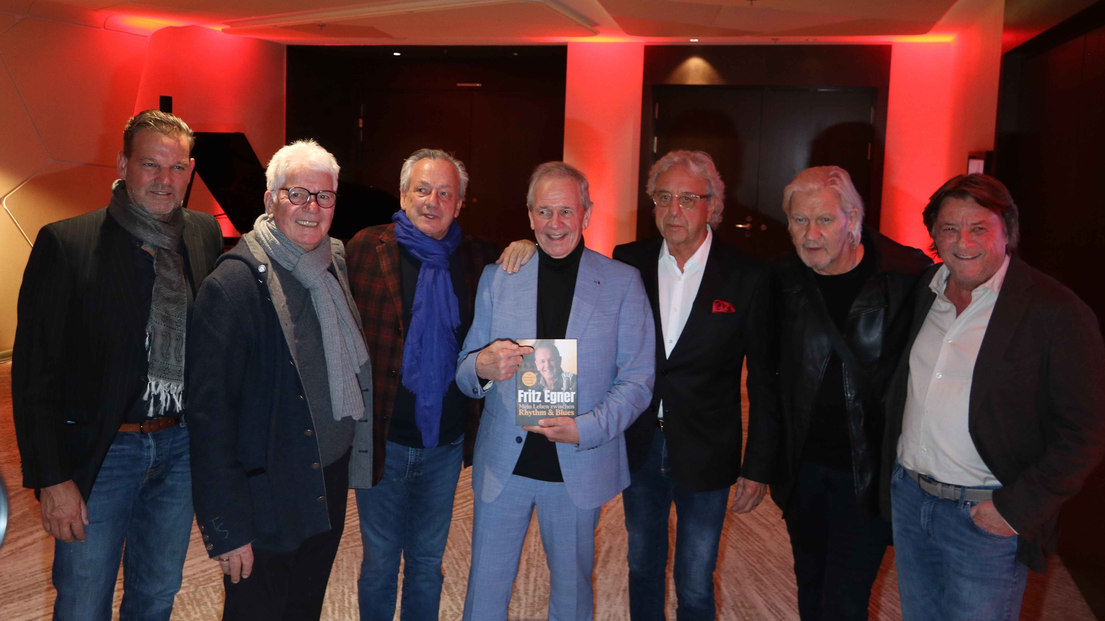 Fritz Egner stellte Branchenpartnern seine Autobiografie vor