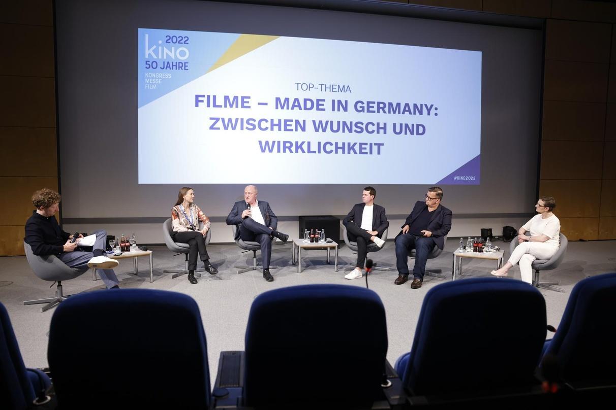 Louis Klamroth, Mariette Rissenbeek, Peter Dinges, Björn Böhning, Torsten Koch und Christine Berg diskutierten über die Rahmenbedingungen für den deutschen Film