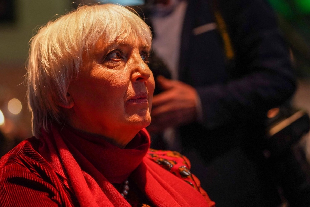 Claudia Roth bei der Vorstellung des Koalitionsvertrages