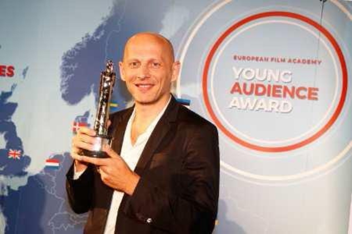 Drehbuchautor Stefano Sardo mit dem EFA Young Audience Award 2015 für "Il Ragazzo Invisibile"