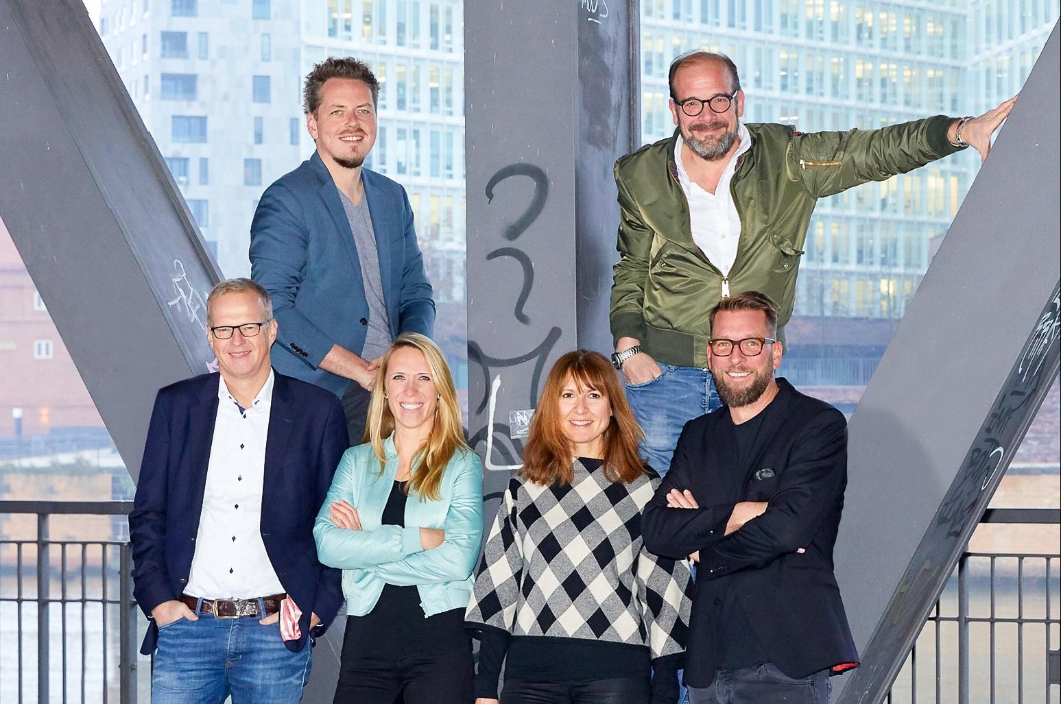 Das Management Board von Initiative Media (v. l. n. r.): Mathias Glatter, Bastian Schwärmer, Daniela Jessen, Michaela Mamczinski, Axel Wiehler, Christian Jonas Lea