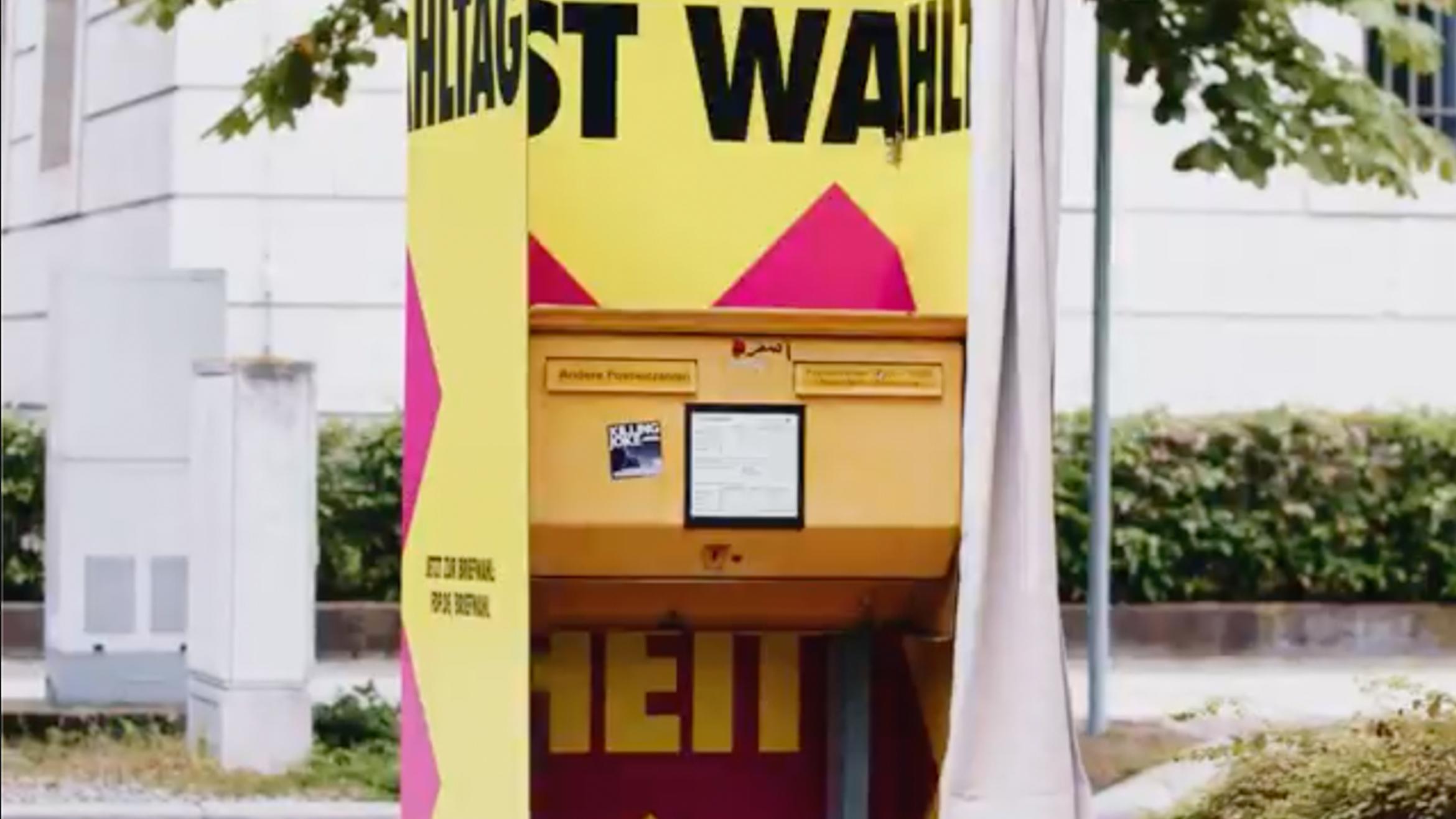 FDP stellt Briefwahl-Kabinen auf –