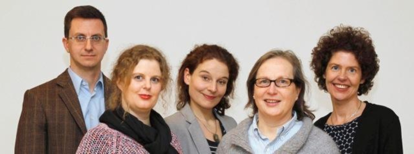 Der neue VeDRA-Vorstand: Enrico Wolf, Kyra Scheurer, Frauke Schmickl, Angela Heuser und Eva-Maria Fahmüller 
