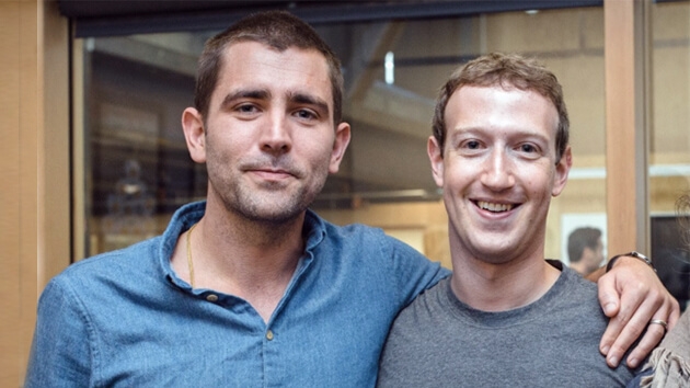 Facebook-Chef Mark Zuckerberg (re.) verliert mit Chris Cox einen seiner wichtigsten Mitarbeiter 