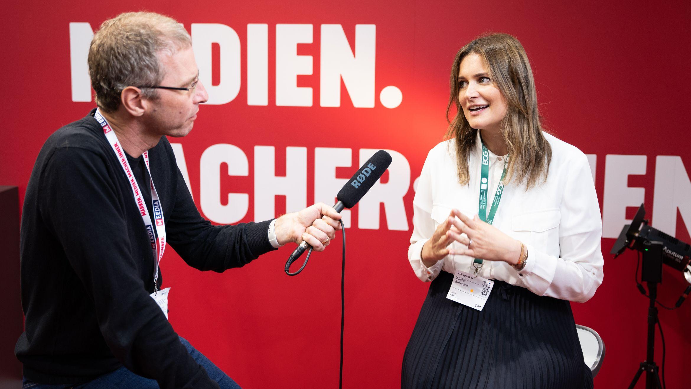 Twitter-Deutschlandchefin Jolanta Baboulidis im Gespräch mit Stefan Winterbauer auf der DMEXCO -