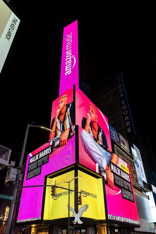 Sichtbar am Times Square: Malik Harris
