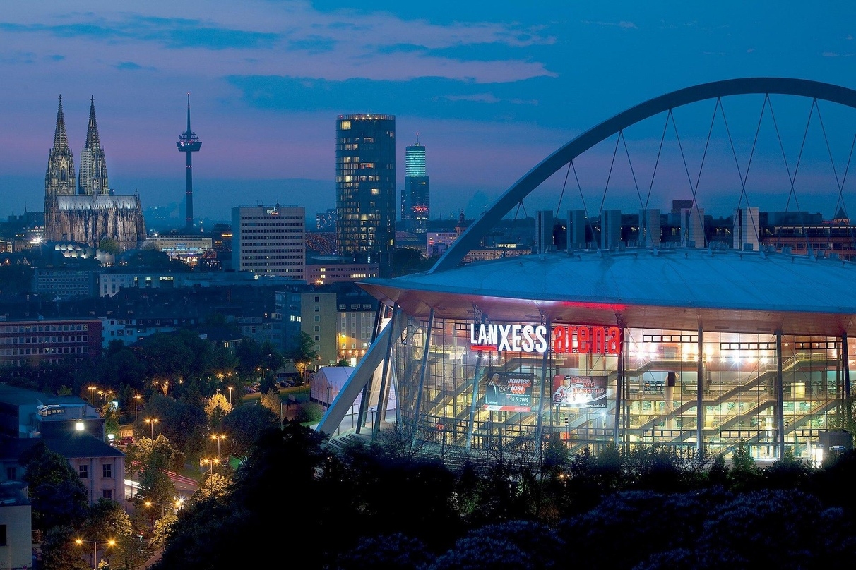 Eine wahre Goldgrube und wichtiger Wirtschaftsfaktor für die Stadt und die Region: die Lanxess Arena in Köln-Deutz