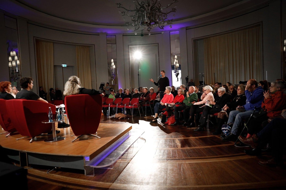 Standhaft: Gregor Schnitzler im Auditorium von Baden-Baden