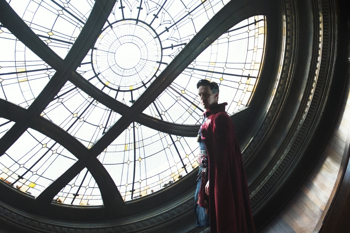 In Österreich konnte "Doctor Strange" Platz eins der Kinocharts verteidigen