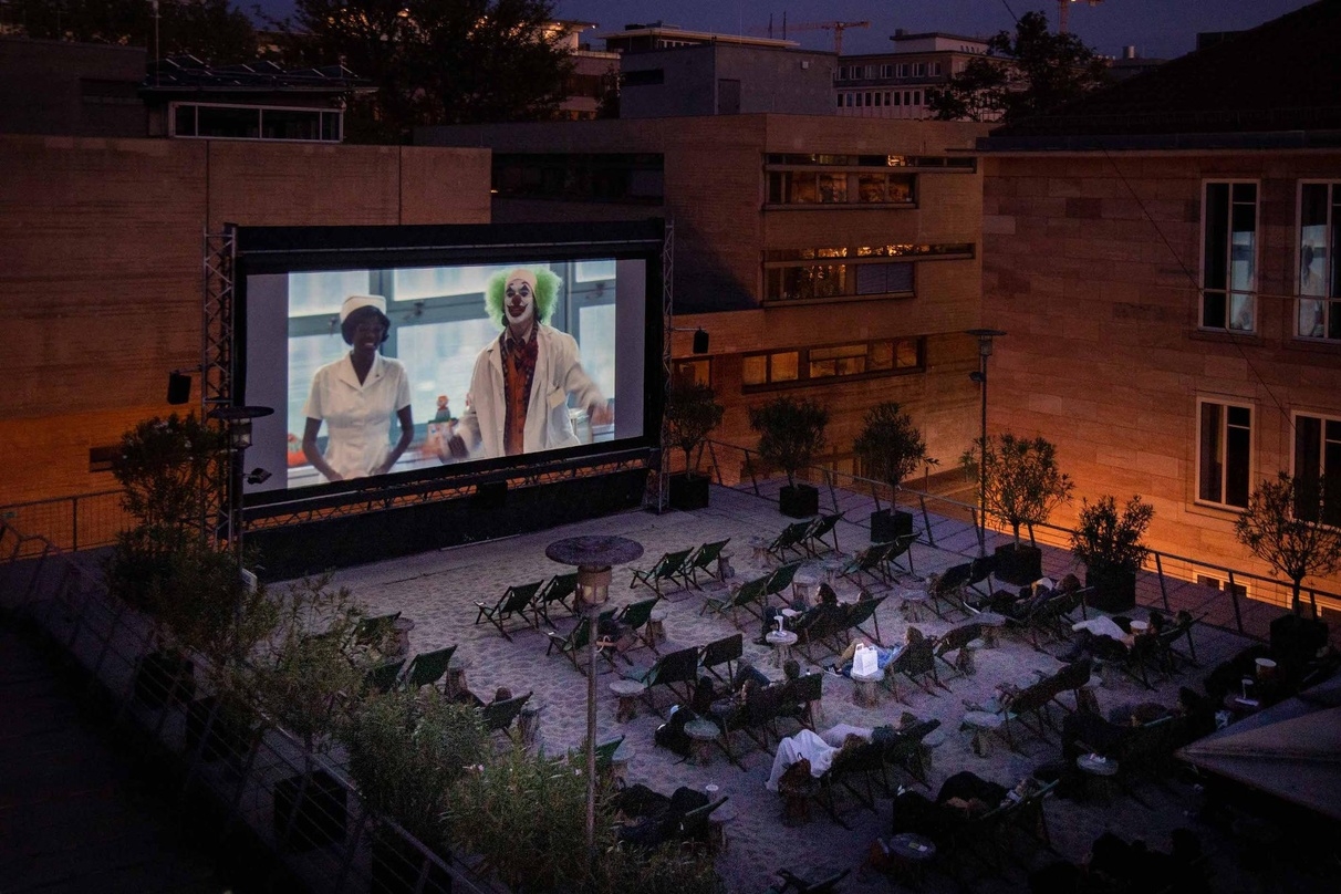 Seit 27. Mai bietet das Cinecitta ein Open-Air-Kino auf dem Dach, die regulären Säle sollen möglichst bald folgen