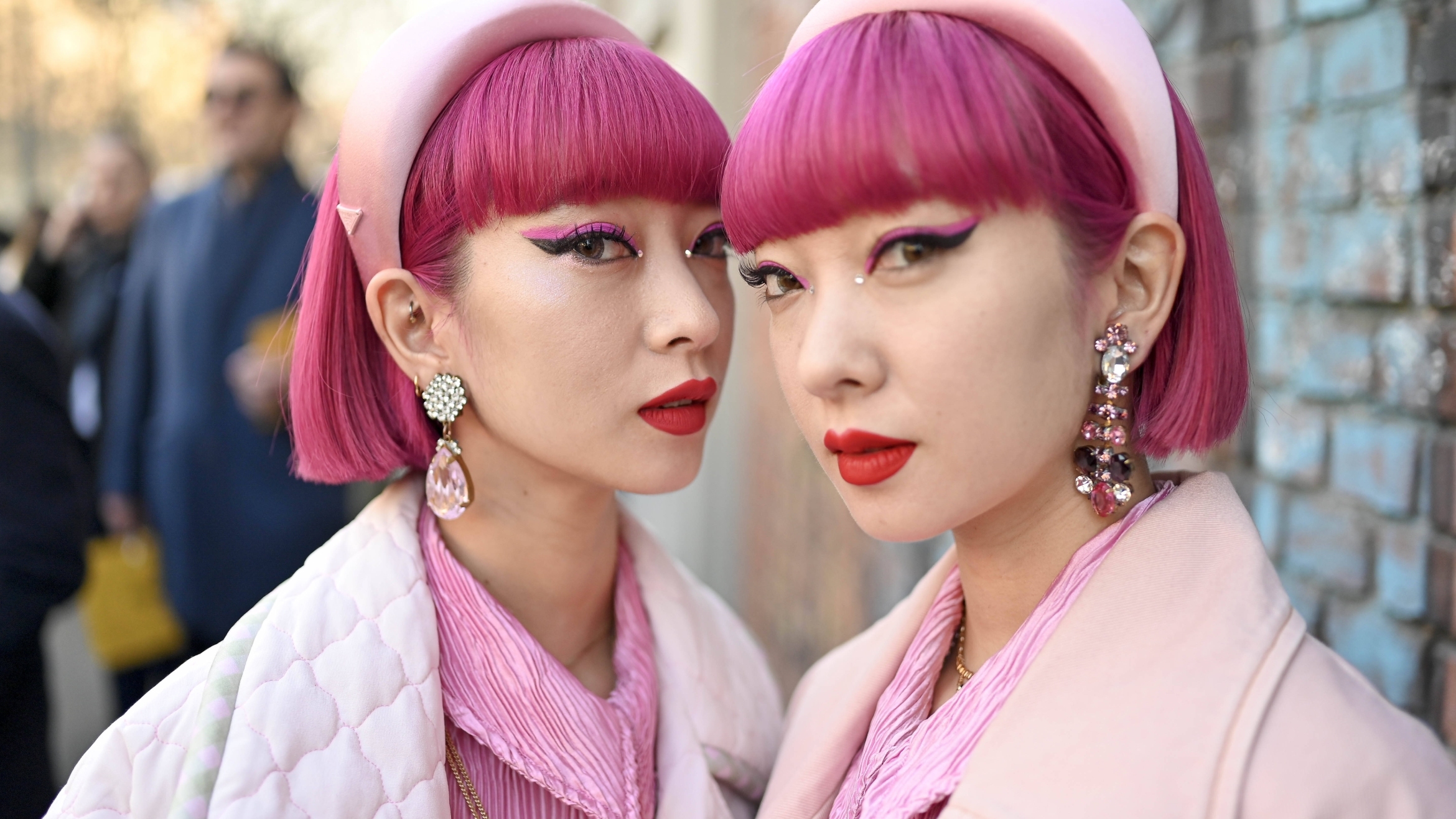 Ami and Aya Suzuki bei der Milan Fashion Week - Foto: Imago