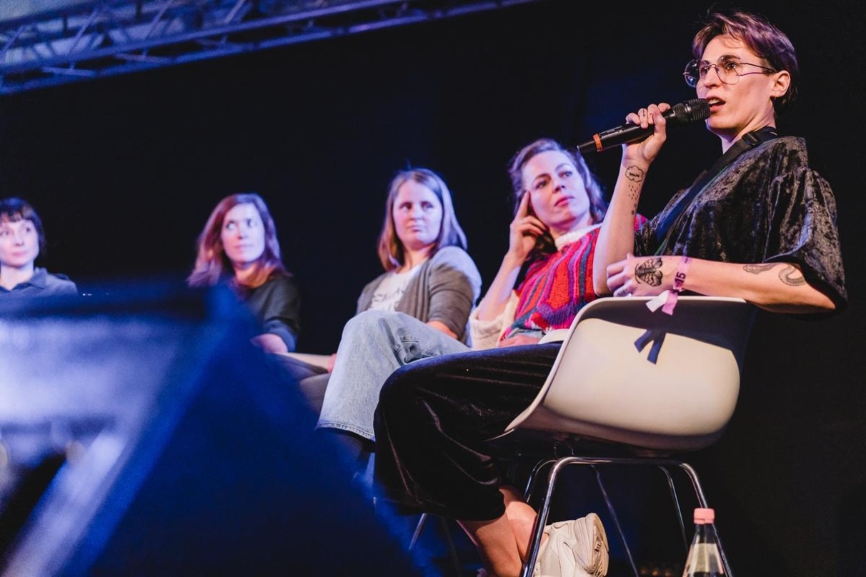 Sprach 2019 bei der Konferenz Zukunft Pop über Diversität und Gleichberechtigung: Sängerin Mine