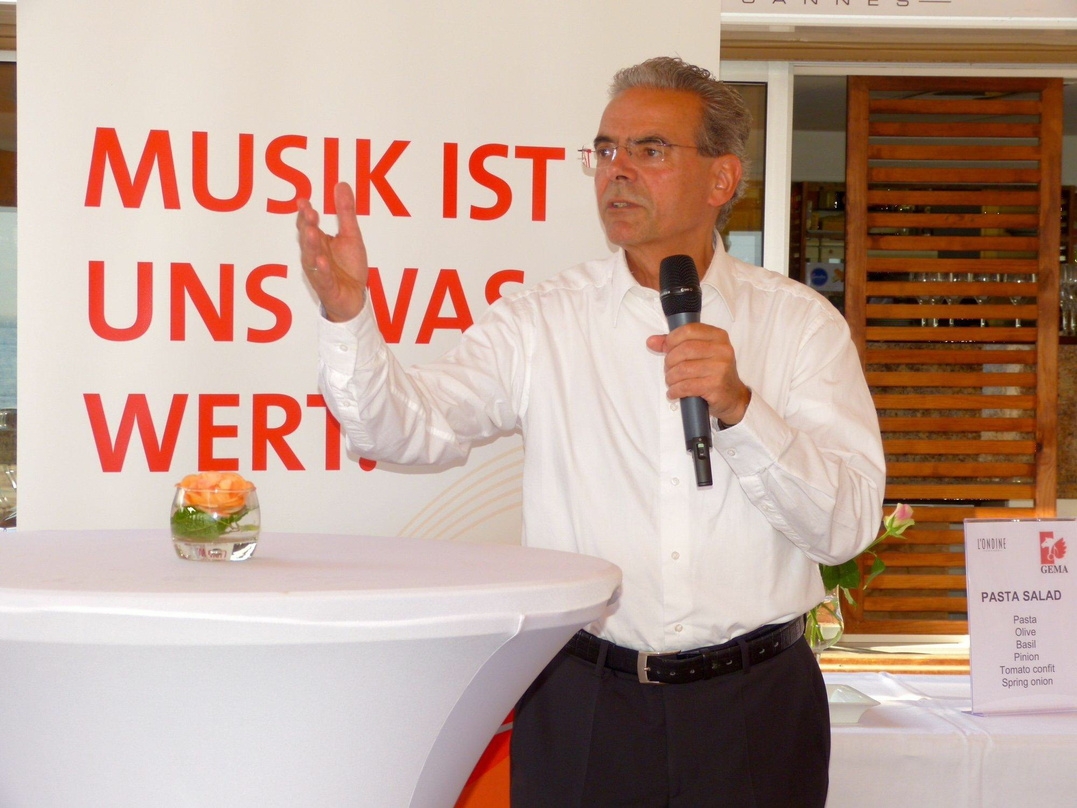 Fürchtet um die Existenz der deutschen Musikverleger: DMV-Präsident Rolf Budde, hier bei der Midem 2015