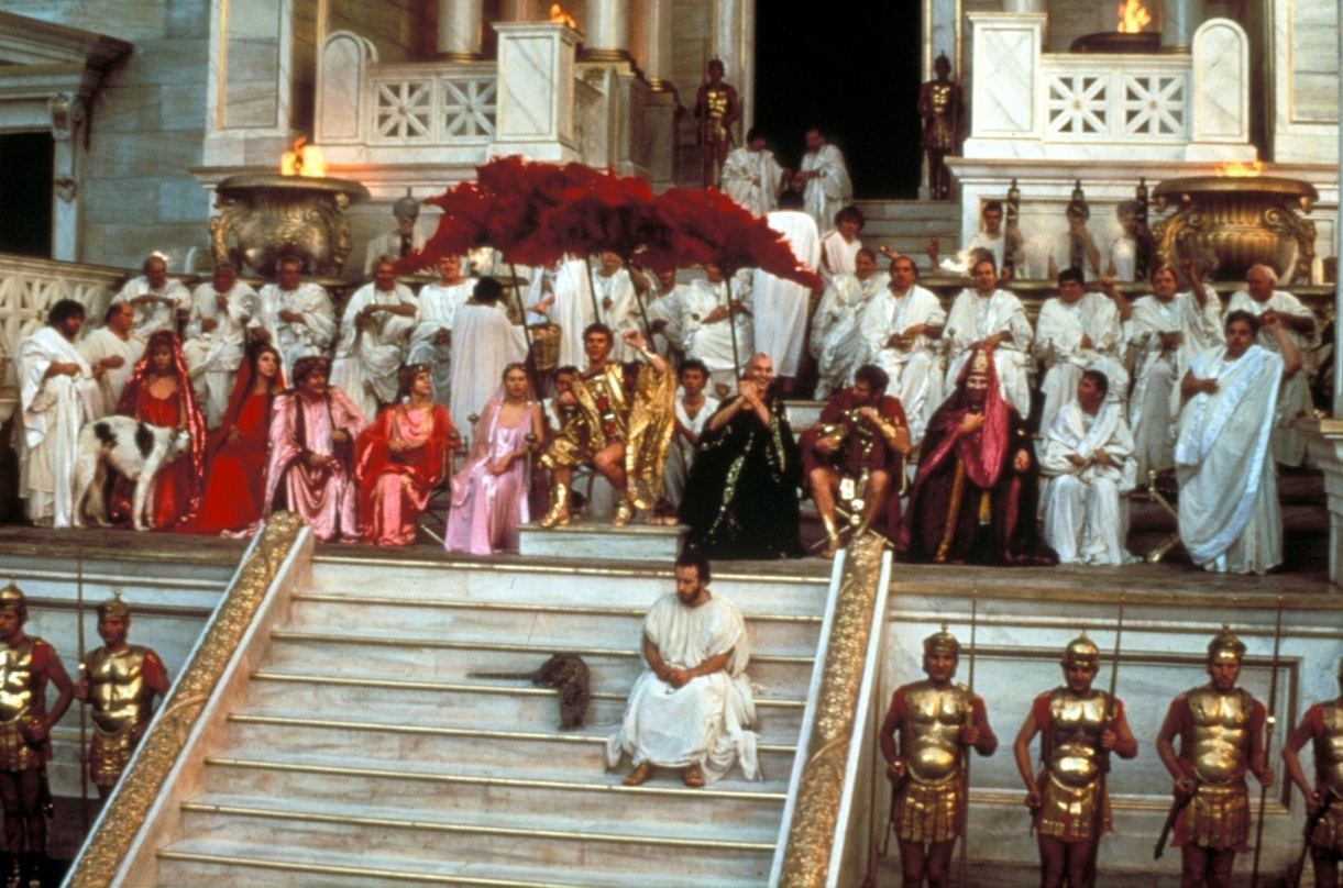 Darsteller wie Malcolm McDowell staunten nicht schlecht, als sie das erste mal "Caligula" sahen