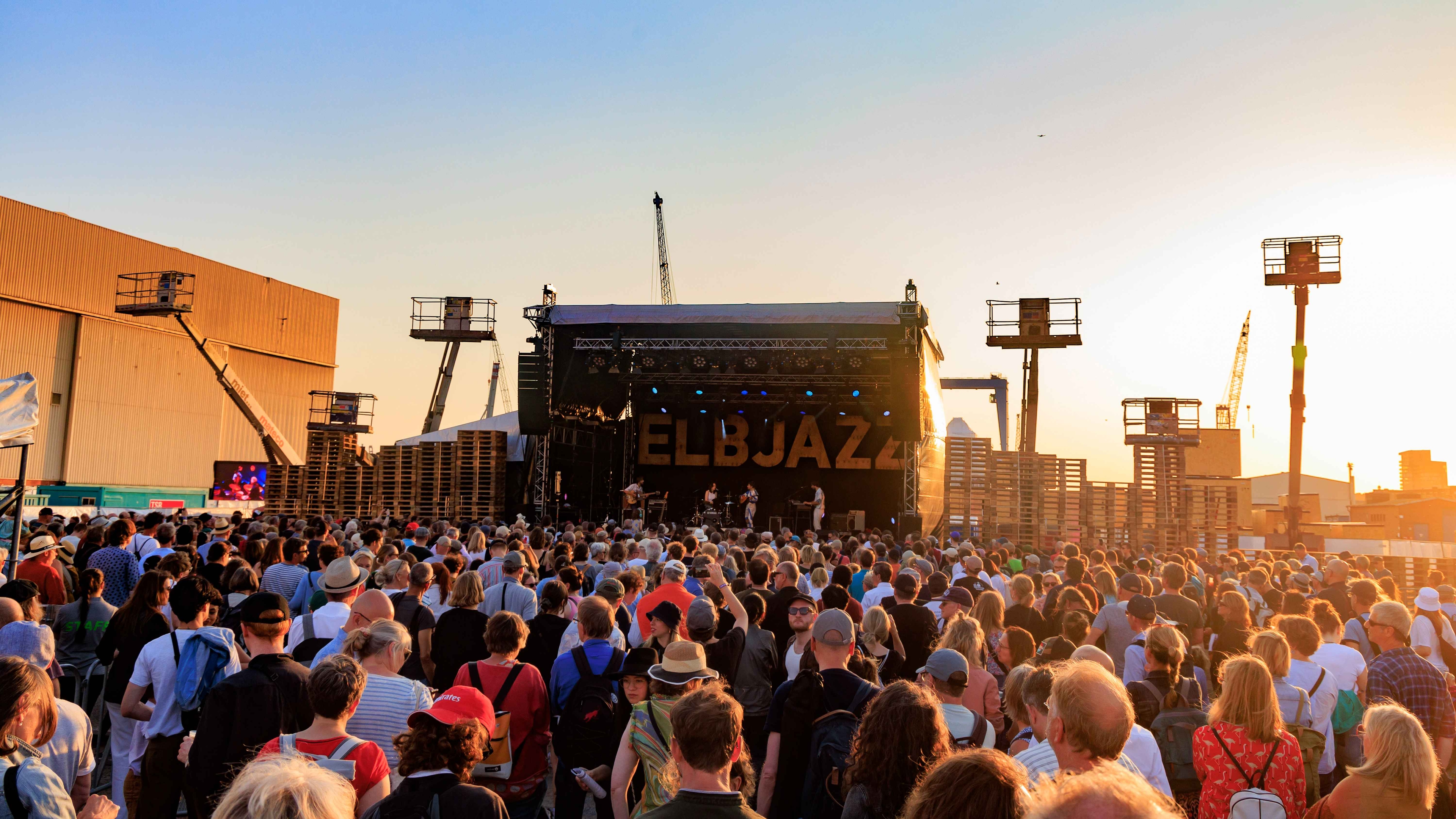 Elbjazz Festival 2023 bei Blohm & Voss. Foto: Marcelo Hernandez / FUNKE Foto Services