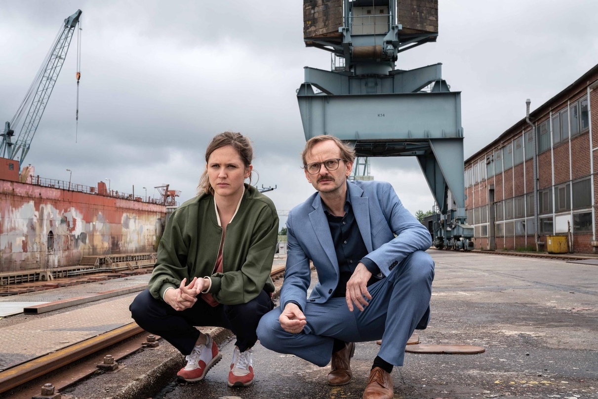 Emily Cox und Milan Peschel im ZDF-Thriller "Kommissar Danowski"