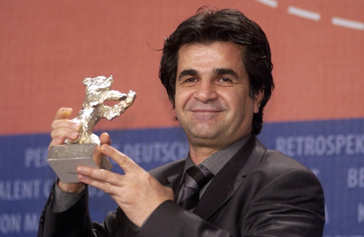 2006 konnte Jafar Panahi noch einen Silbernen Bären (für Offside) persönlich bei der Berlinale entgegennehmen, in späteren Jahren hinderte ihn ein Ausreiseverbot