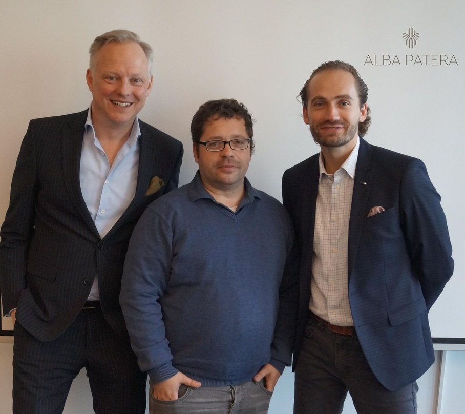 Sehen noch große Marketing-Möglichkeiten abseits klassischer Medienwerbung (von links): Dr. Oliver Schwenzer (Alba Patera), Björn Wenzel (Geschäftsführer Lucky Shareman) und Martin Rüssmann (Alba Patera)