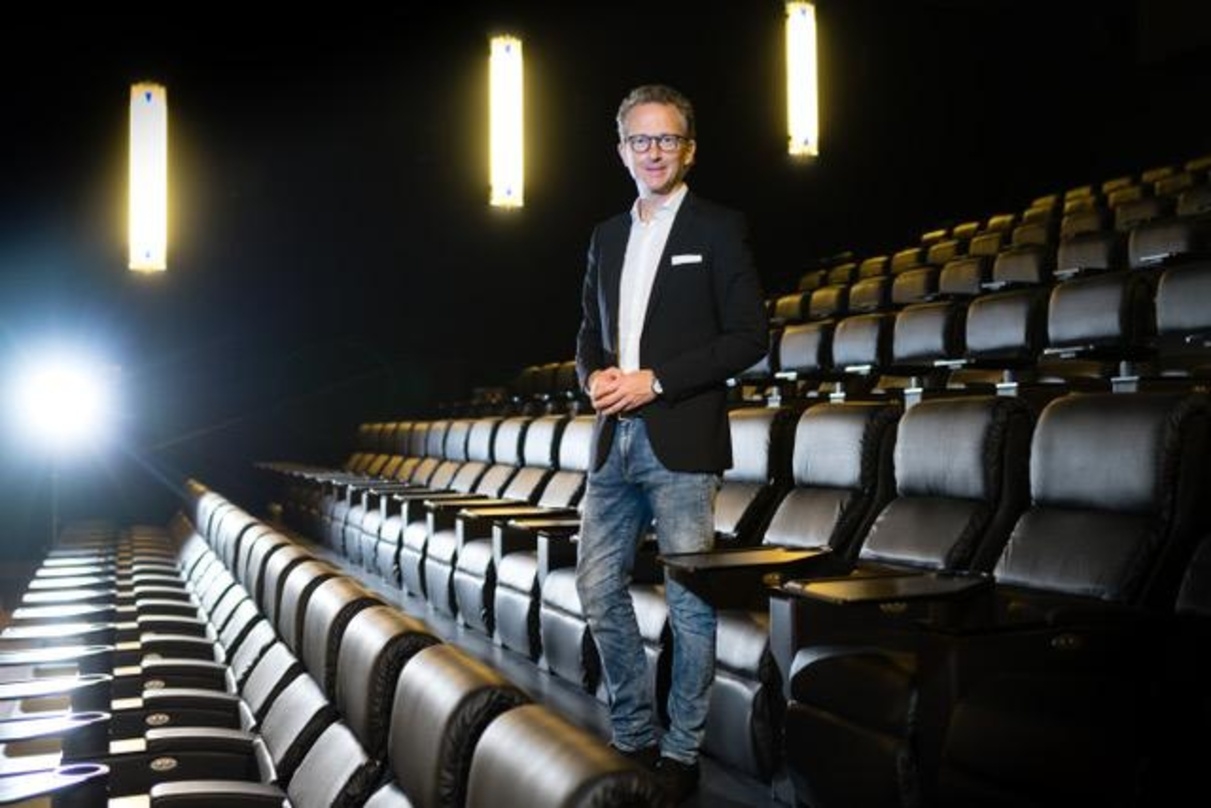 Frank Thomsen im neu bestuhlten CinemaxX Harburg
