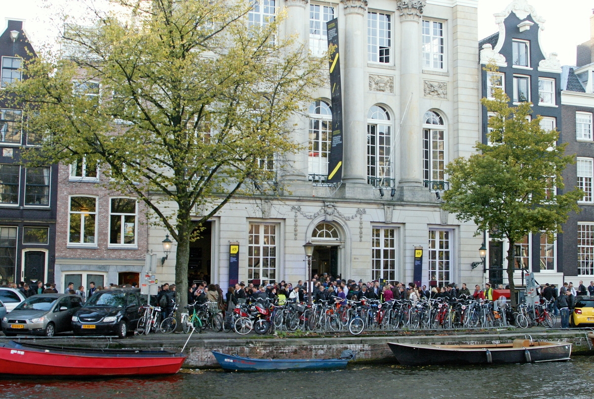 Auch 2011 wieder eines der Tagungsgebäude des Amsterdam Dance Events: das Felix Meritis