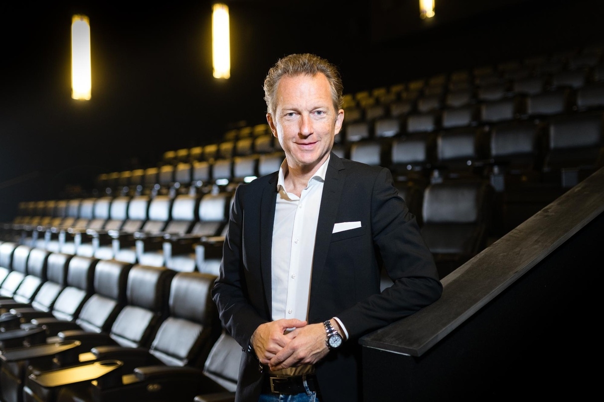 Cinemaxx-Geschäftsführer Frank Thomsen im Cinemaxx Harburg, das bereits im August vollständig auf Recliner umgestellt wurde