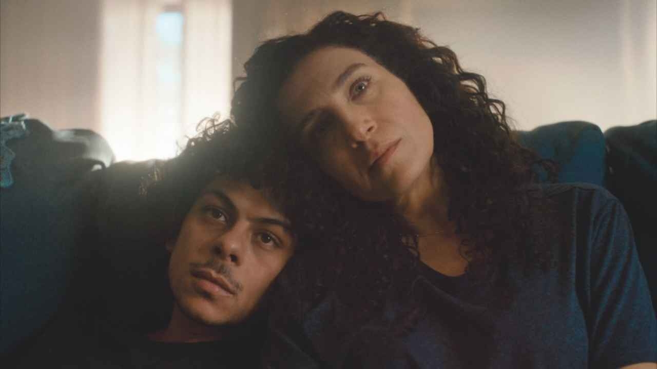 REVIEW FESTIVAL: „Sink“