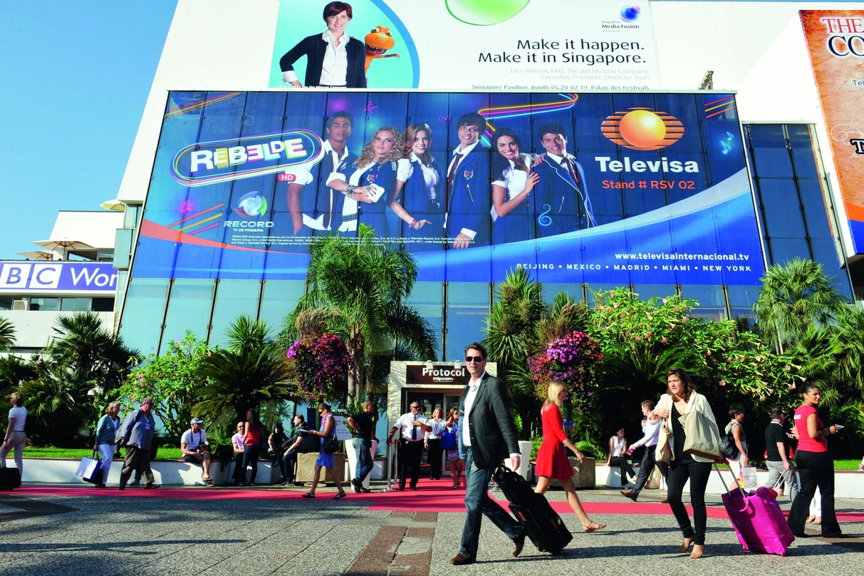 Zur TV-Messe Mipcom strömten 12.500 Fach-besucher nach Cannes