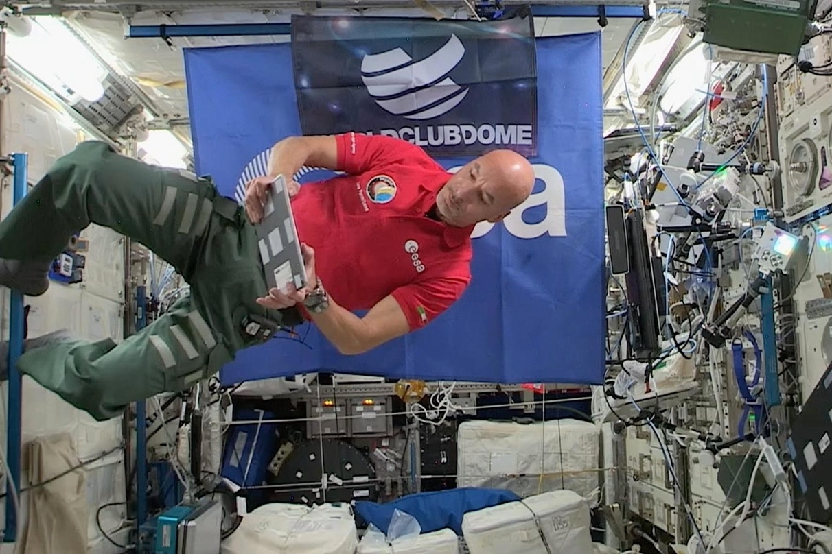 Legte im Weltall unter anderem Musik von Robin Schulz auf: Astronaut Luca Parmitano als DJ in der ISS