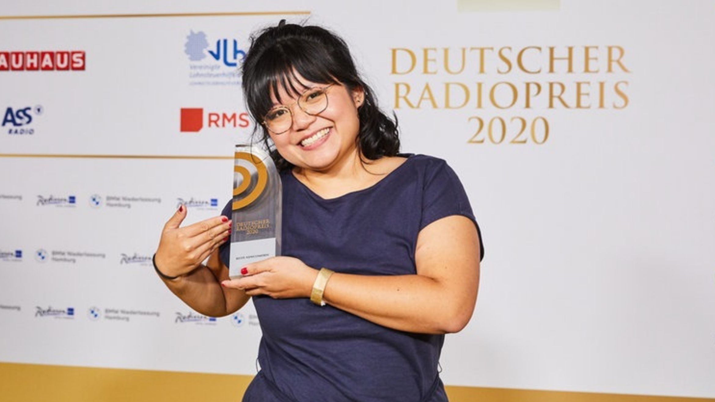 Anh Tran vom Deutschlandfunk wurde beim Deutschen Radiopreis 2020 als beste Newcomerin ausgezeichnet, 