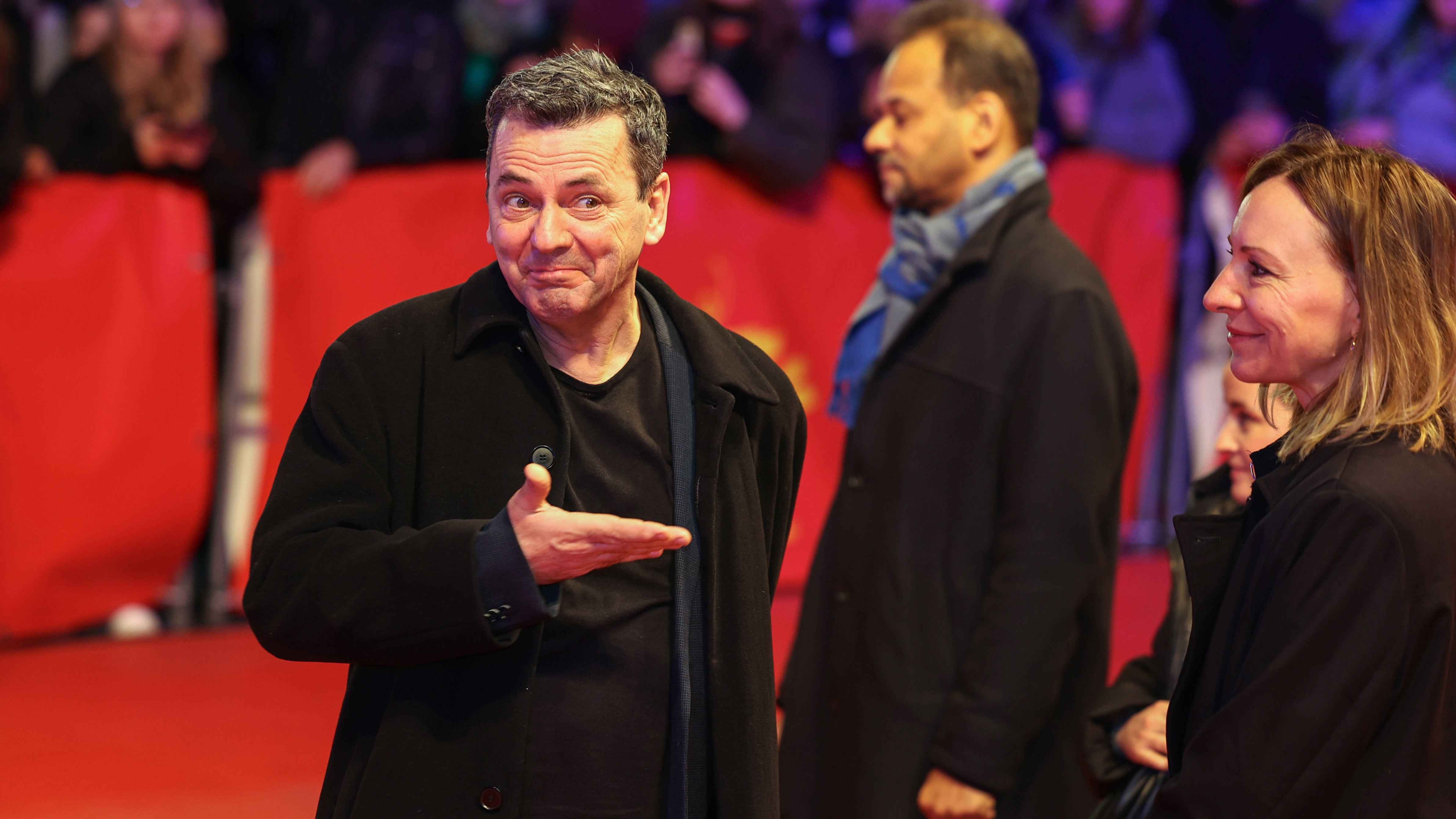 2024 the Berlinale 74 film festival takes place in Berlin, Germany. Christian Petzold on the Red Carpet of Berlinale Palast for the Award Ceremony. Berlin Germany - ZUMAt227 20240224_zip_t227_004 Copyright: xMarinaxTakimotox