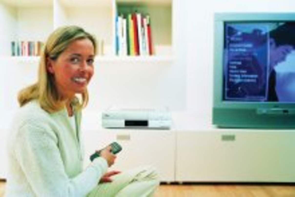 Das "Activy Media Center" von Fujitsu Siemens ebnet dem Internetangebot von T-Online den Weg in die Wohnzimmer