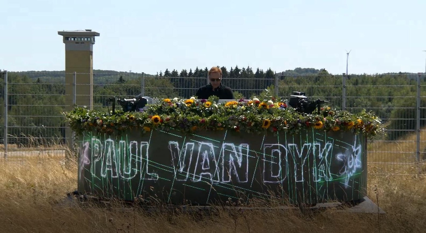 Bei seinem DJ-Set bei Nature One 2020: Paul van Dyk