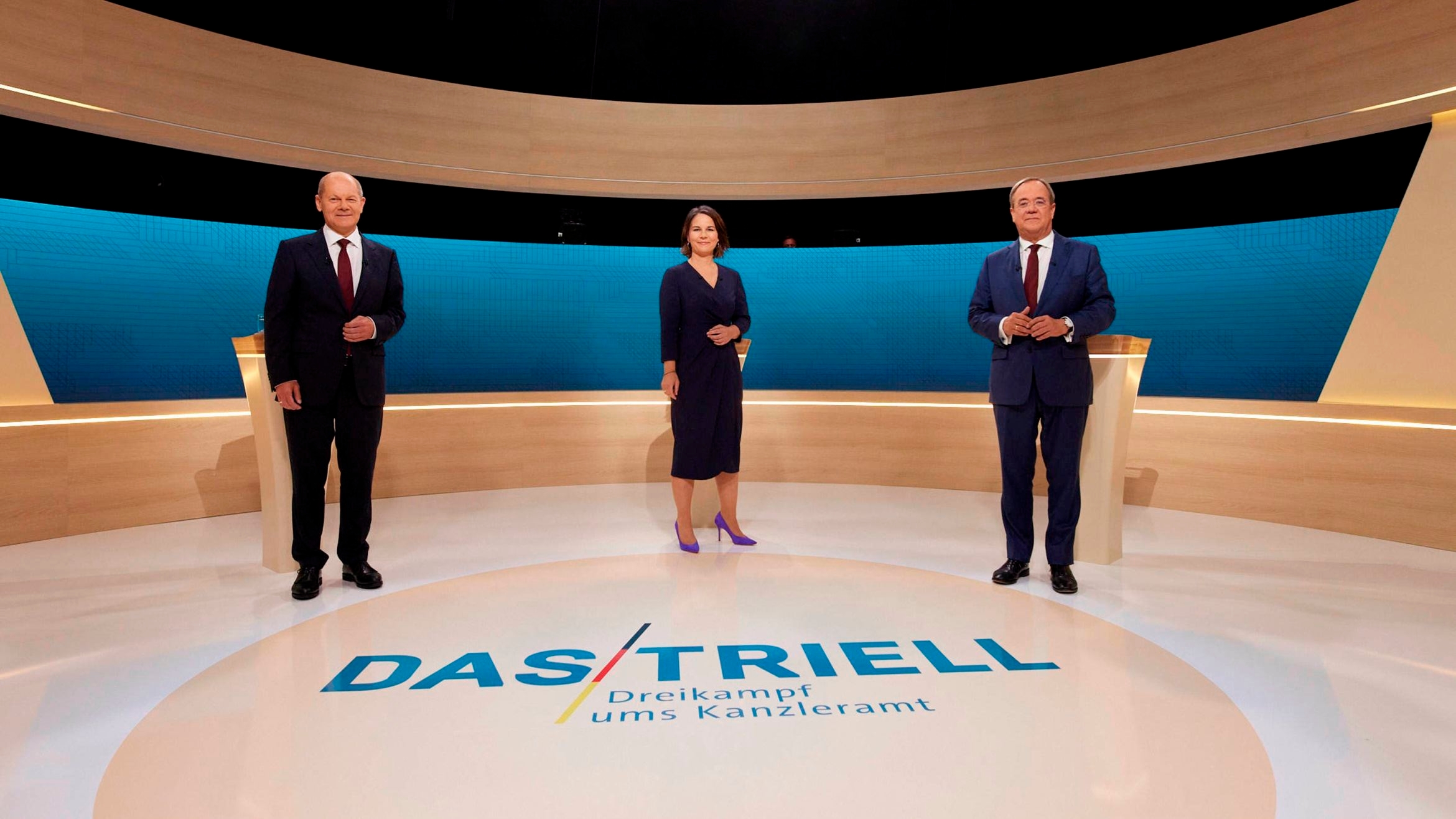 Olaf Scholz, Annalena Baerbock und Armin Laschet (v.l.n.r.) im "Triell" von ARD und ZDF - 