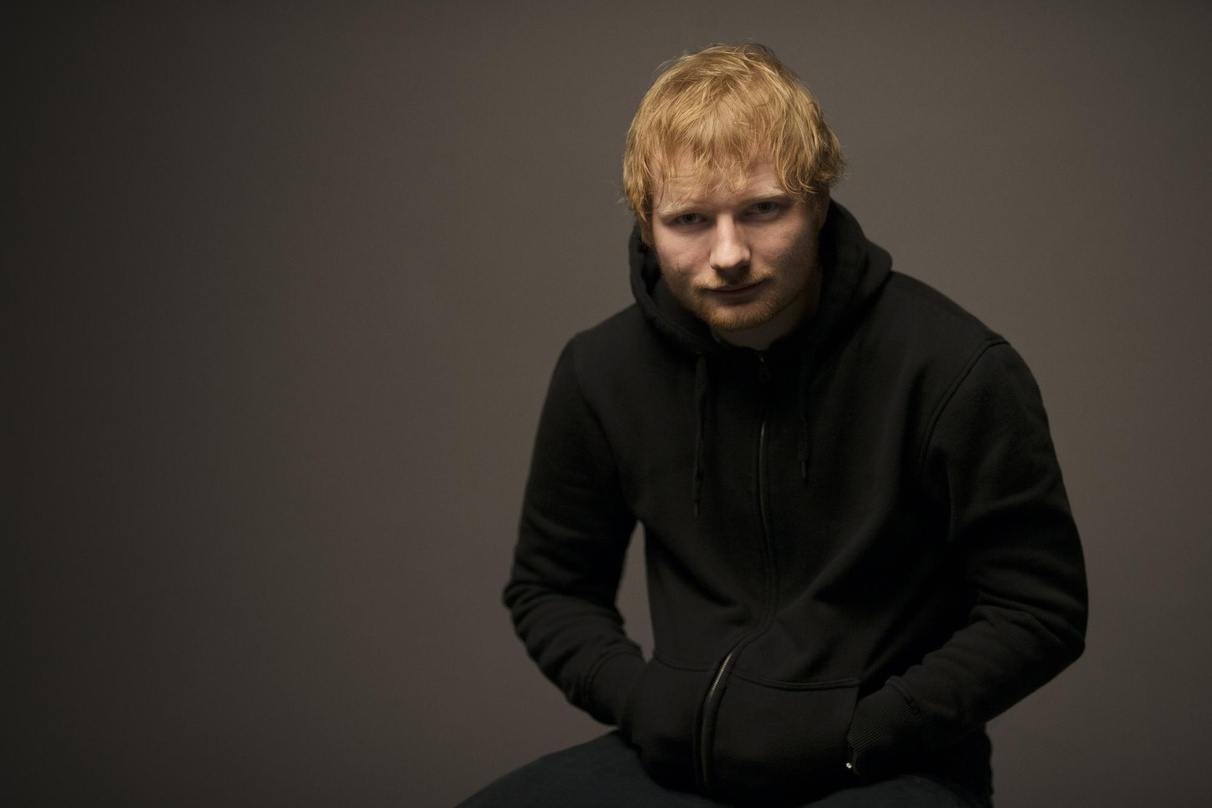 Nun wieder bei Alben und Singles die Nummer eins: Ed Sheeran