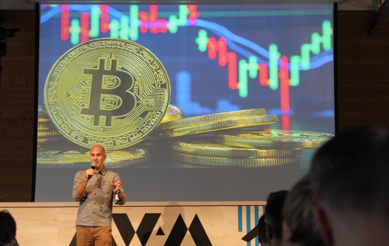 Zeigte die Vorteile der Blockchain am Beispiel von Bitcoin: Scott Cohen