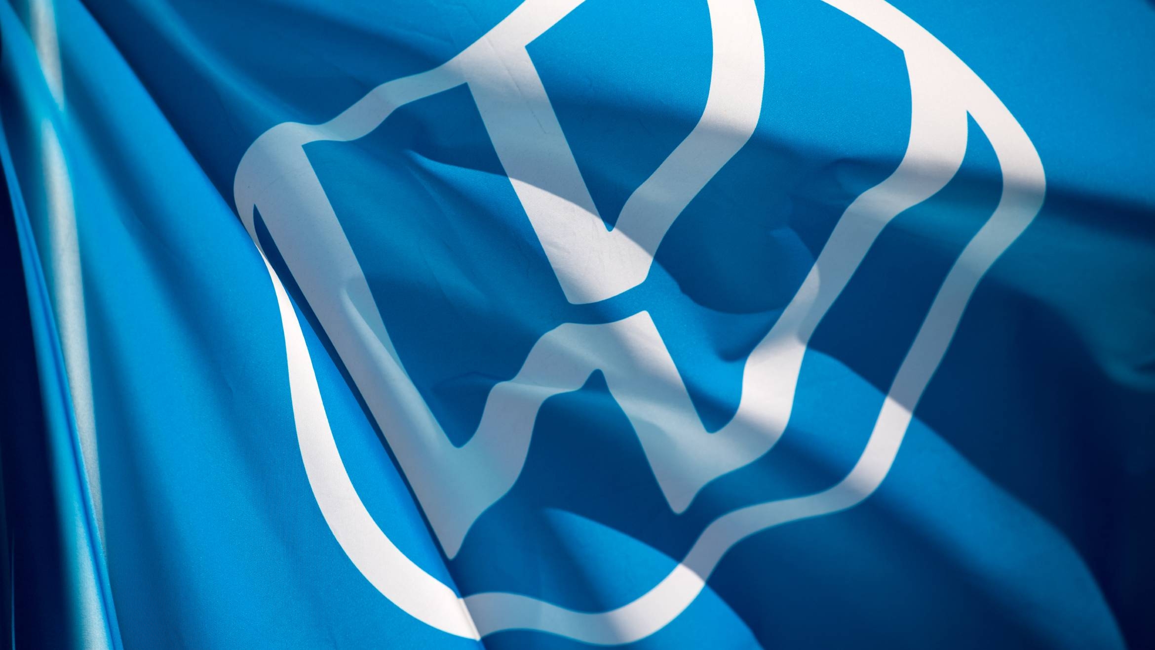 VW-Logo – Foto: Hendrik Schmidt/dpa-Zentralbild/dpa