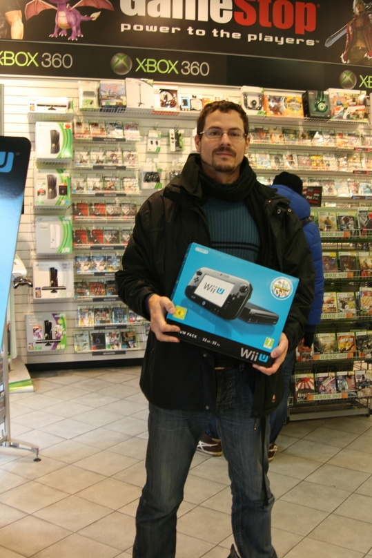 Einer der ersten Wii-U-Kunden in München